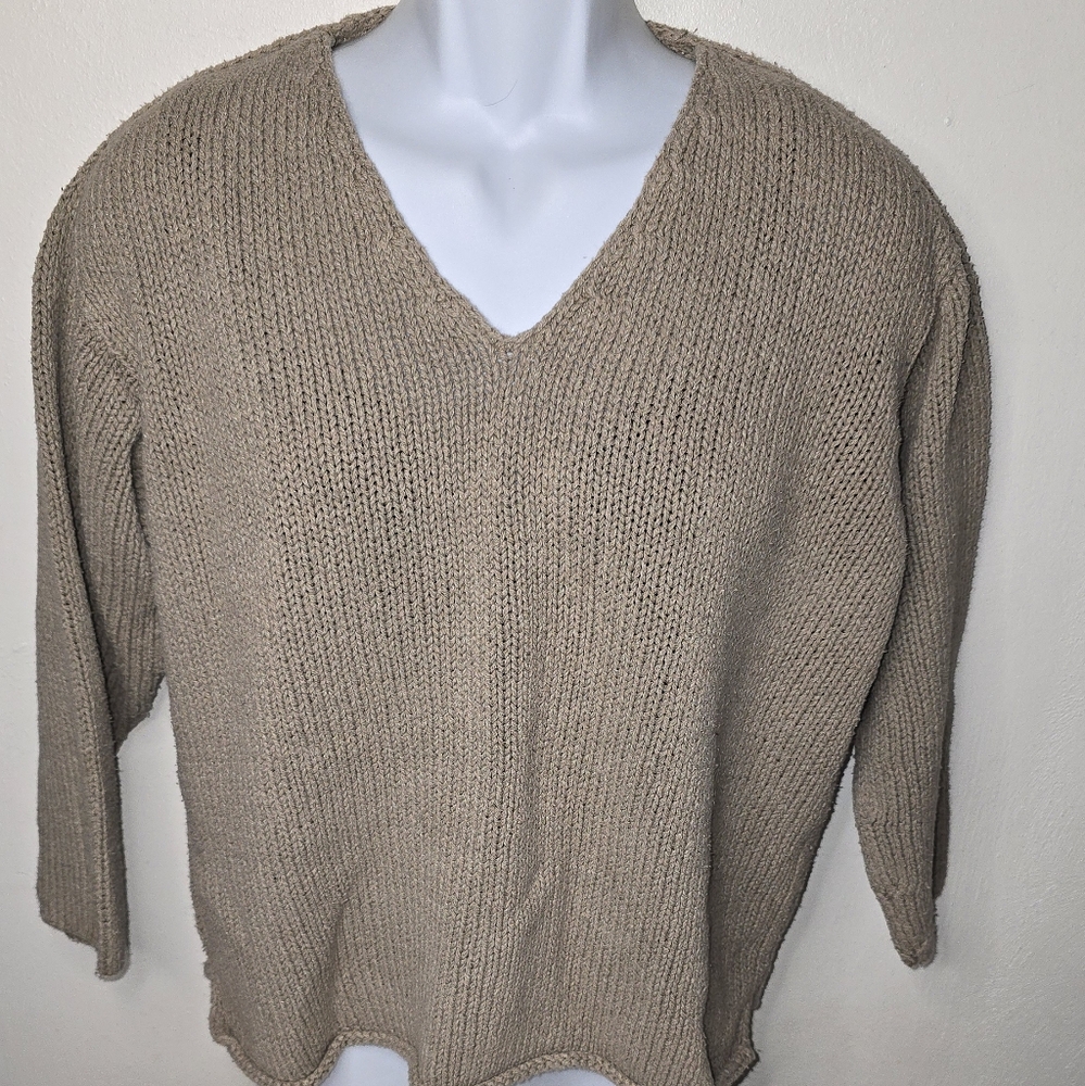Morgolet O'Leory tan sweater